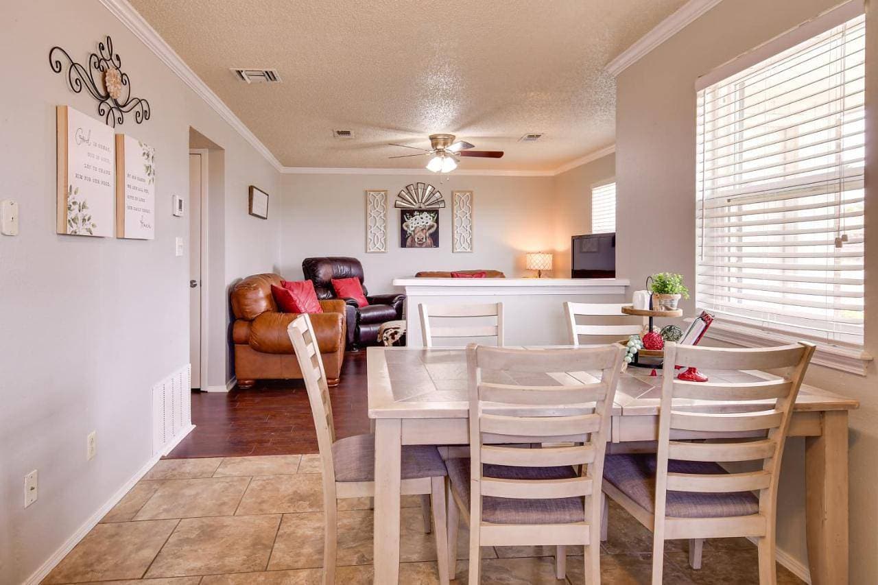 Foto 6 von 26: Pet-Friendly Vacation Rental with Yard in Canyon