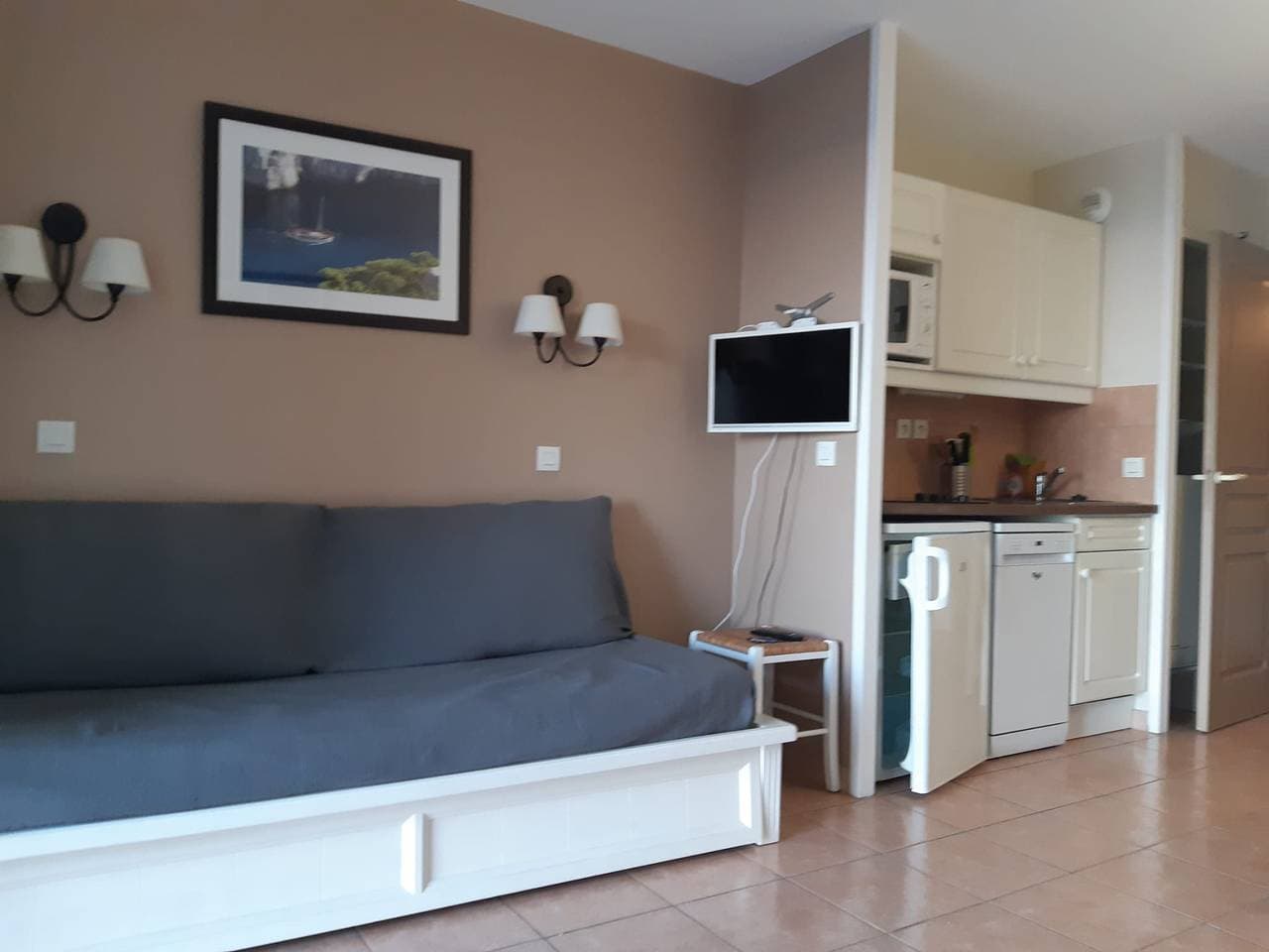 Foto 12 von 58: Apartment mit Pool in Six-Fours-les-Plages 32 m² Meerblick
