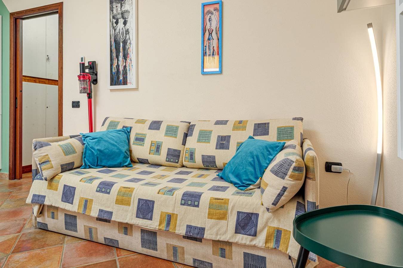 Foto 8 von 25: Ferienwohnung 'Agata Verde' mit Blick auf die Hügel und den Garten
