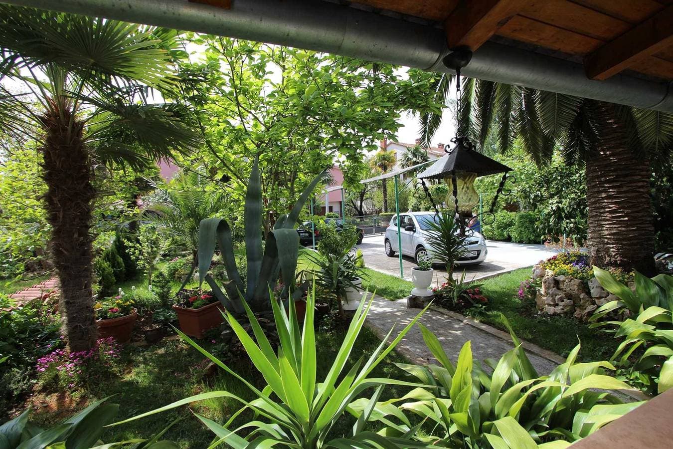 Foto 3 von 18: Goga Ferienwohnung mit 1 Schlafzimmer mit Terrasse 1