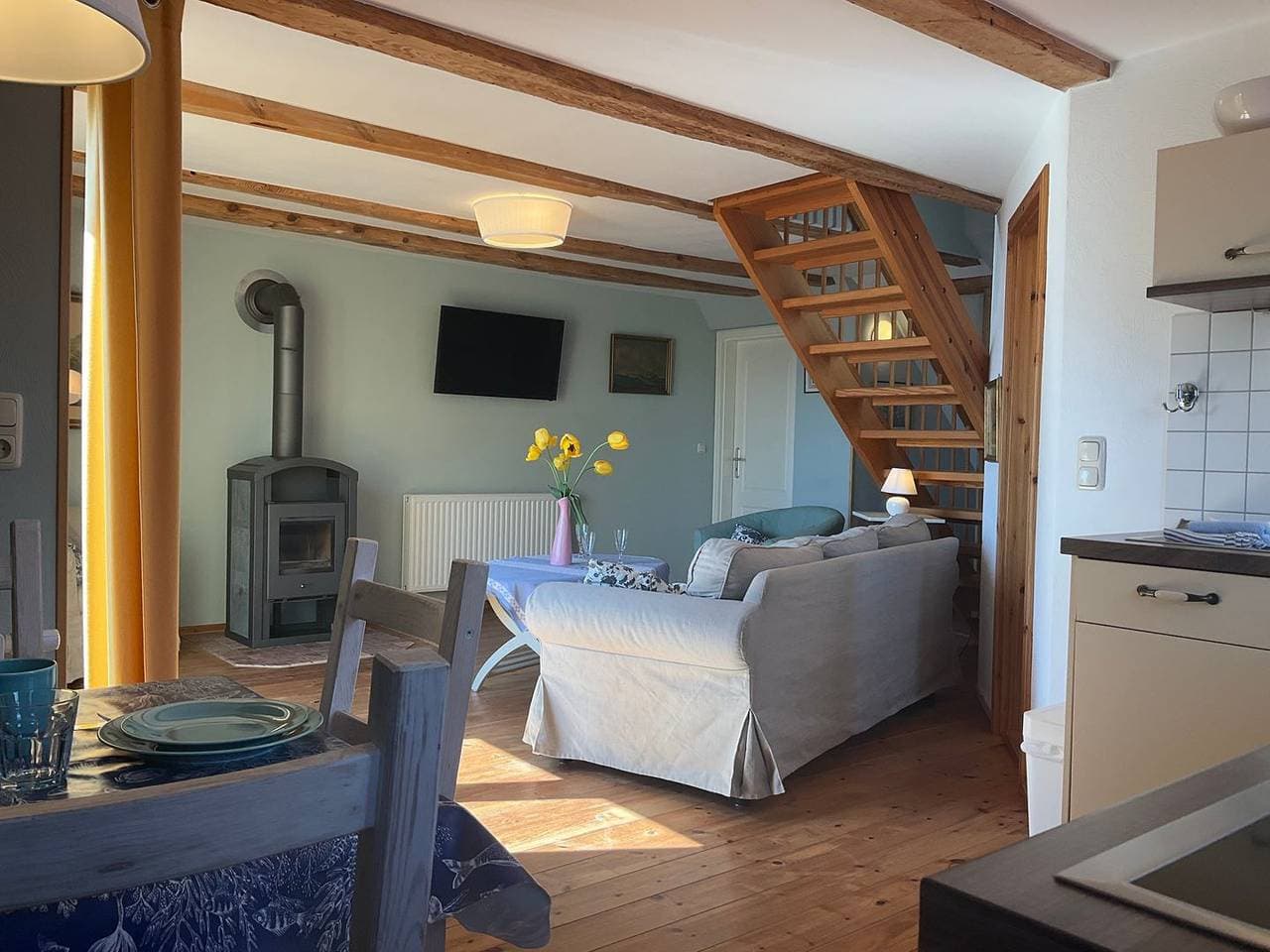Foto 4 von 16: Ferienwohnung im authentischen Kapitänshaus, atemberaubender Wasserblick