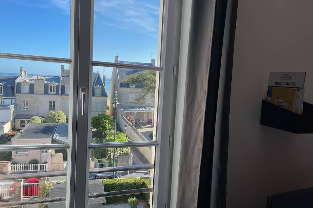 Apartment La Vigie - 30 m from the sea, small sea view 1
