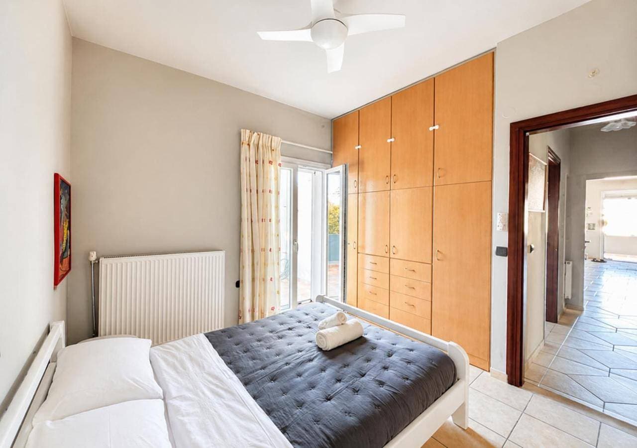 Foto 4 von 30: Three-Bedroom House