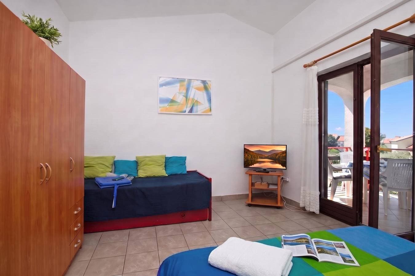 Foto 4 von 21: Beach Garden Apartment 3 with Private Parking