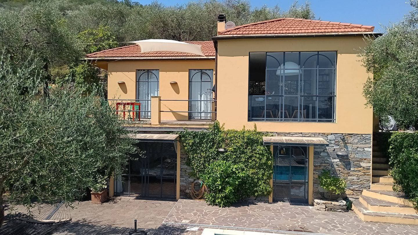 Foto 6 von 36: Romantisches Landhaus mit Panoramapool inmitten unberührter Natur