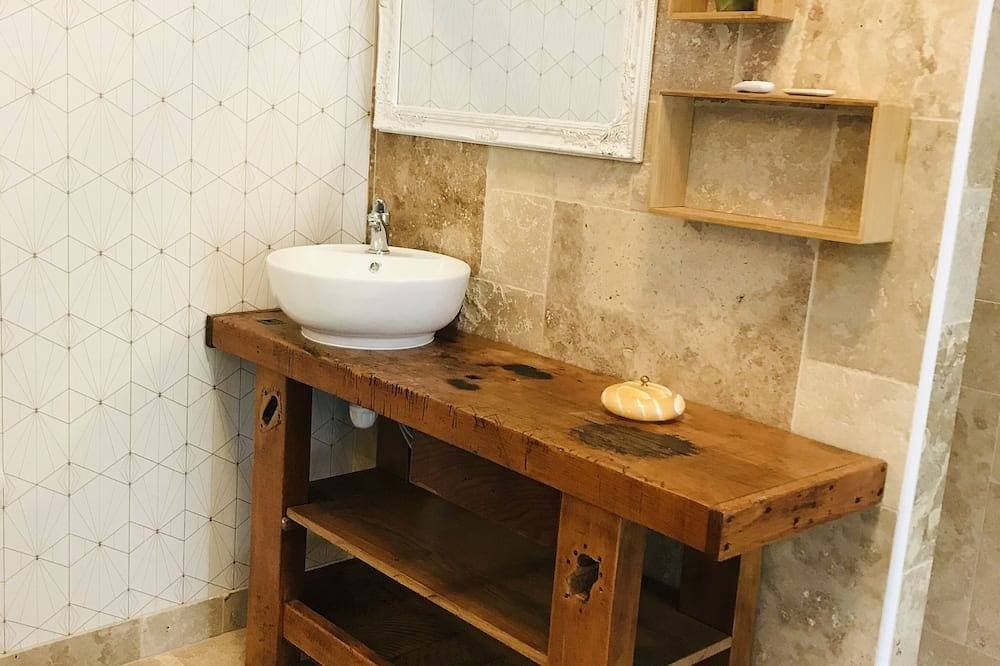 Foto 6 von 20: Maison de Charme Avec Jacuzzi