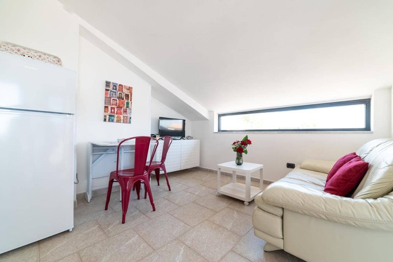 Foto 11 von 23: One-Bedroom Apartment with Balcony and Mountain View
