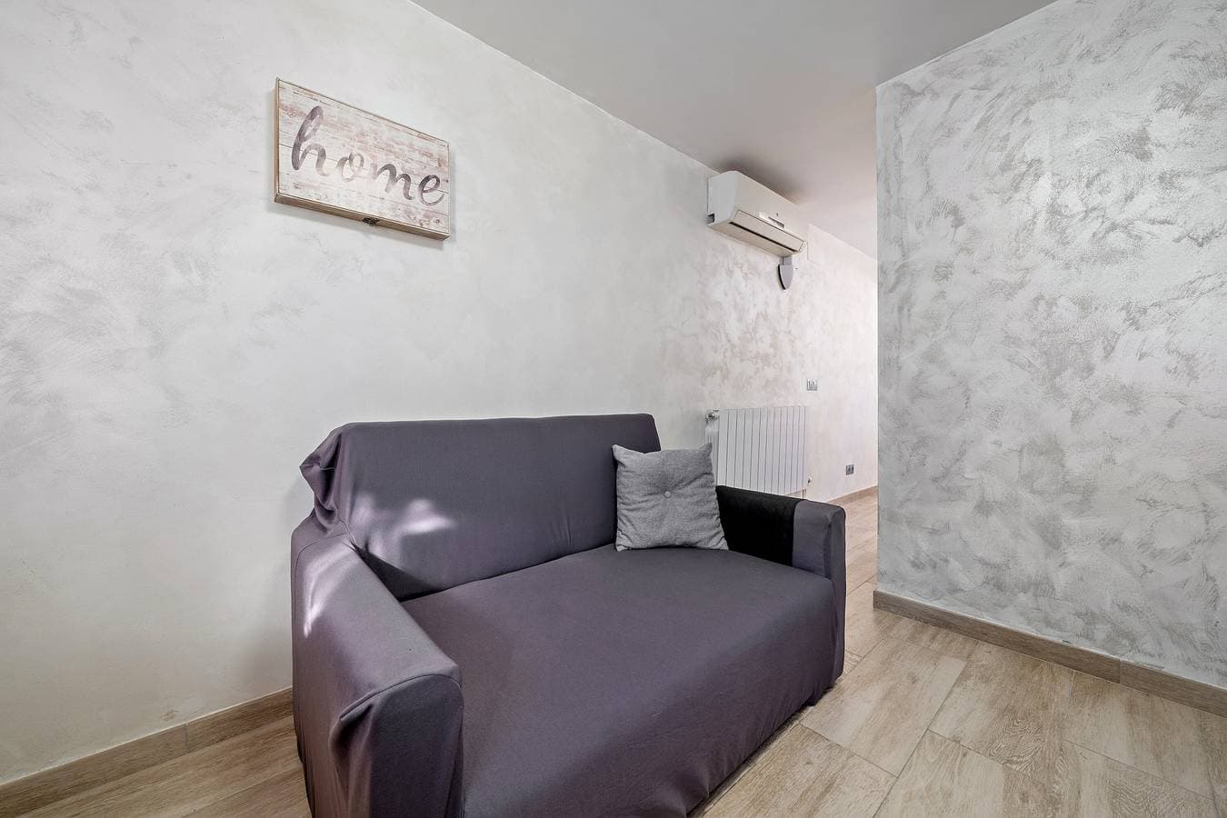 Foto 4 von 18: Ferienwohnung „Stadtflucht ins Grüne“ mit privatem Pool, Garten & WLAN