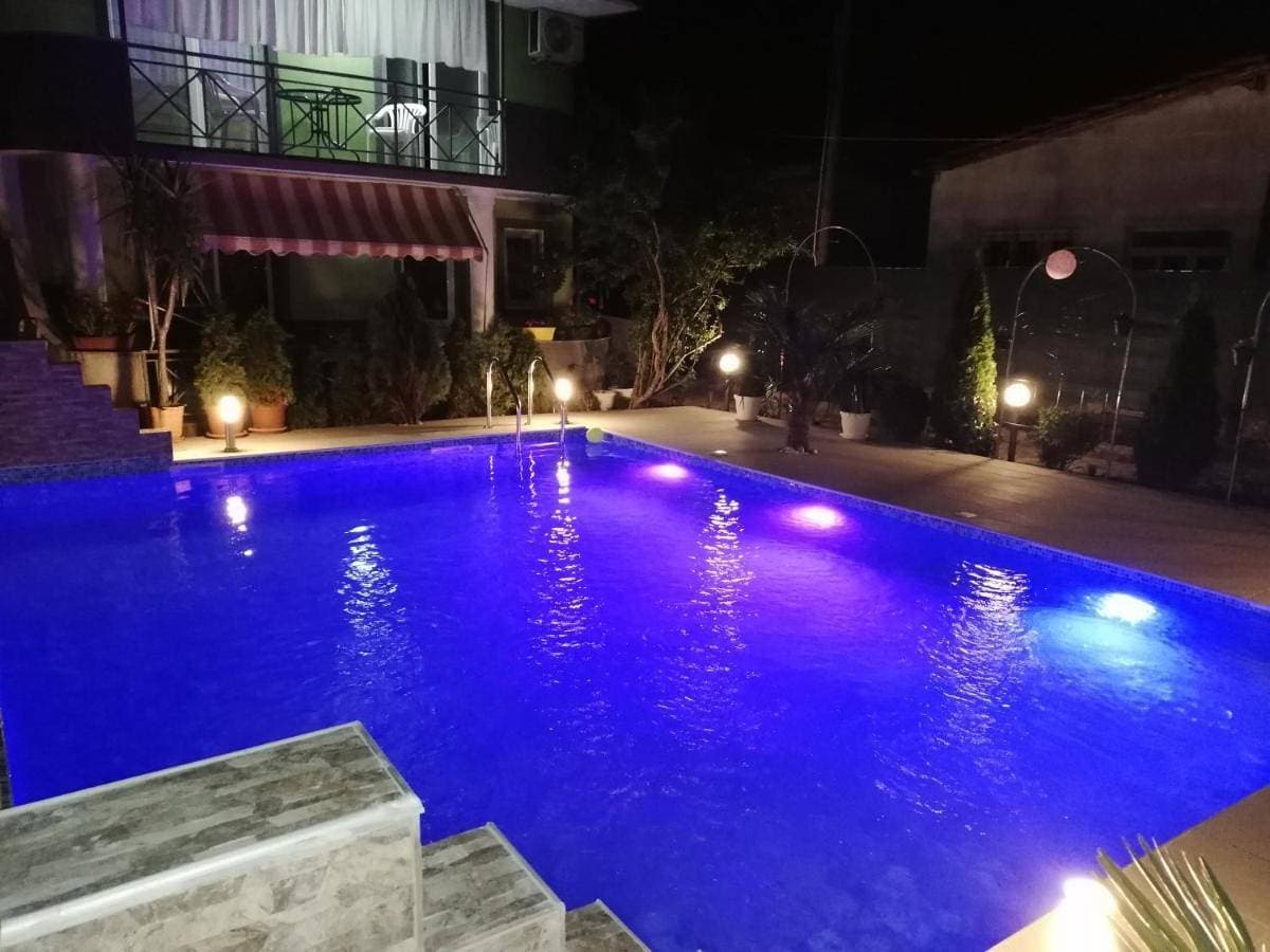 Lile Pestani Accommodation 1