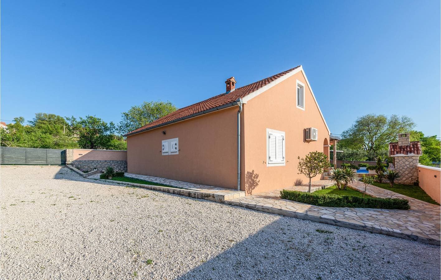 Foto 6 von 44: Urlaub am Meer: 2-Zimmer-Wohnung mit Pool und Terrasse, 1 km von der Küste entfernt