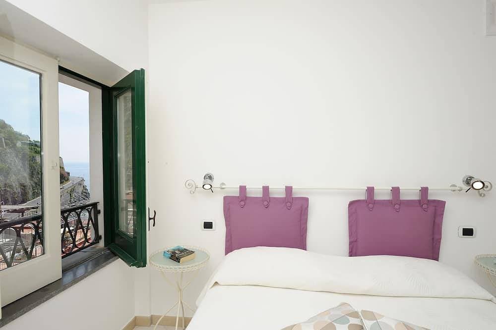 Foto 2 von 12: Ananas - Sea View - Fruit Flats by Amalfivacation.It