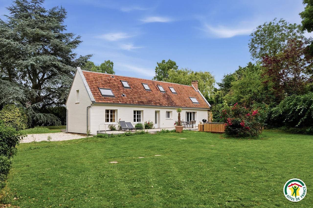 Gîtes de France® - Le Gîte du grand cèdre 1