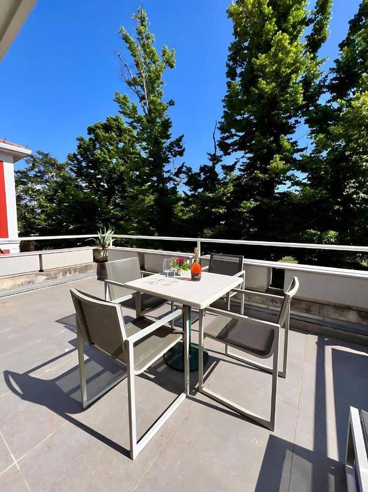 Foto 6 von 21: Two-Bedroom Apartment with Garden View