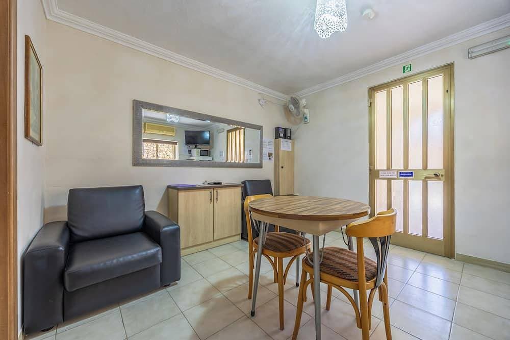 Foto 9 von 30: Santa Maria Villa Wohnung (C) Shared Pool, 1 Schlafzimmer, 3 bietet Platz für bis zu, WLAN