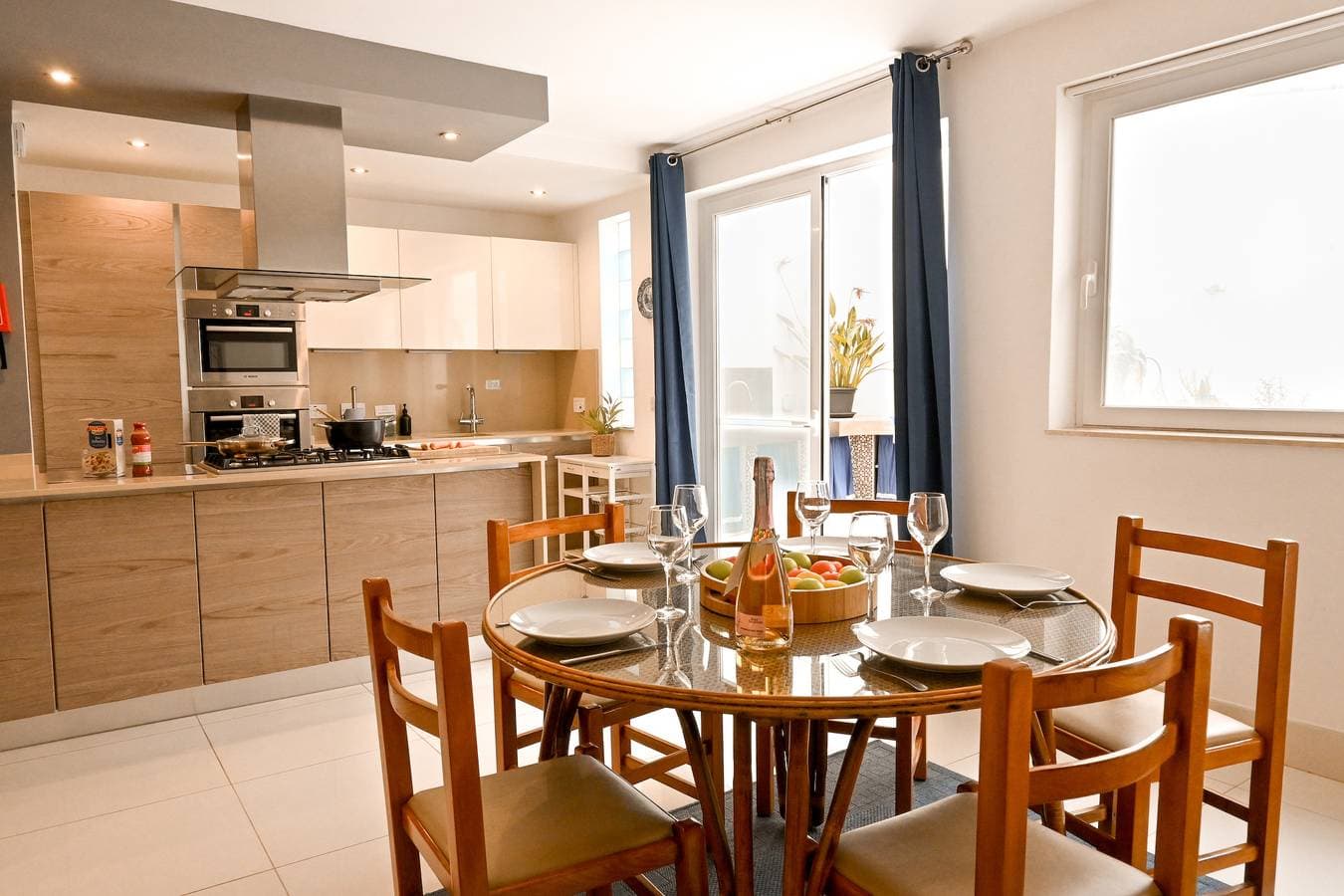 Foto 4 von 45: Modern & Terrace by the beach, 3brd in Qawra