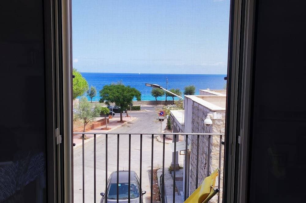 Finely renovated house, a few steps from the sea 1
