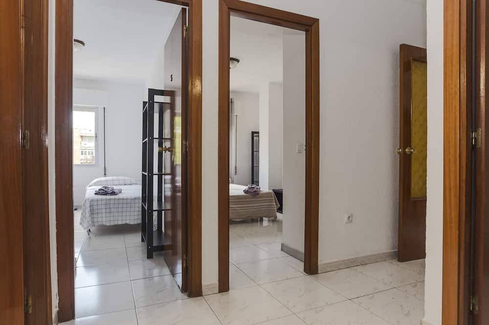Foto 6 von 14: Apartamentos Complutum