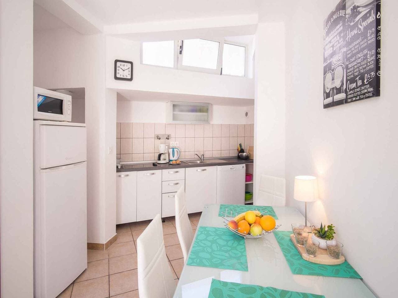 Foto 6 von 25: Ferienwohnung mit Klimananlage und Terrasse