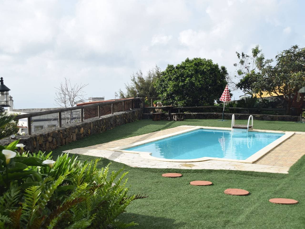 Foto 11 von 40: Höhlenhaus in Teneriffa mit Pool und Strand