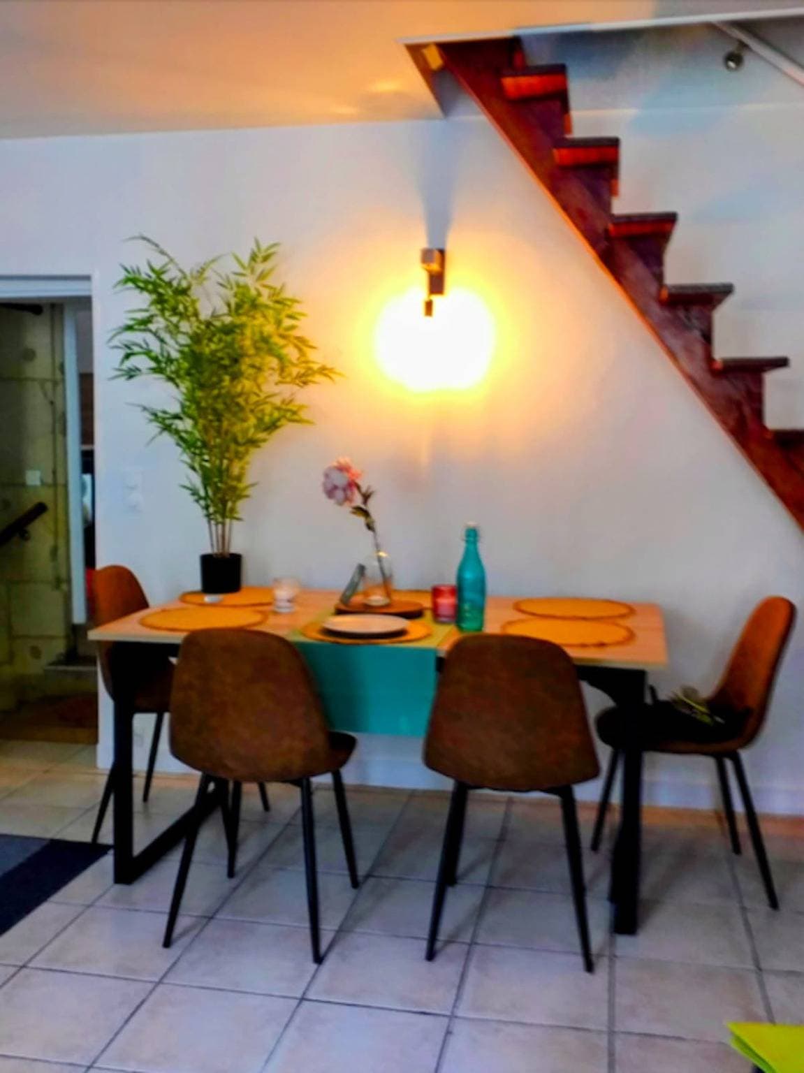Foto 4 von 12: Ferienwohnung für 5 Personen mit Terrasse