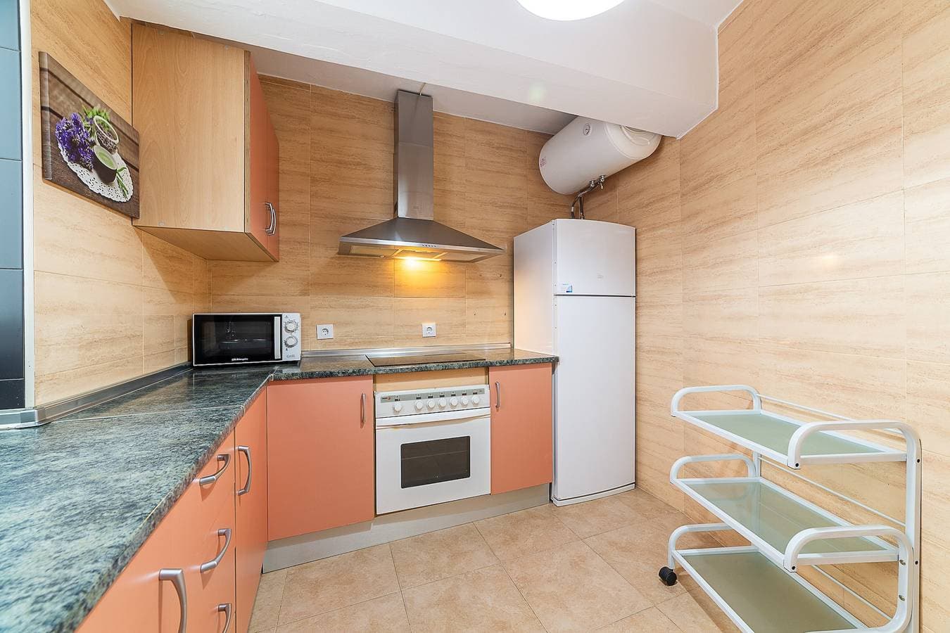 Foto 6 von 27: Wohnung in El Zapillo: Meerblick, WLAN, Klimaanlage im Wohnzimmer, Deckenventilatoren