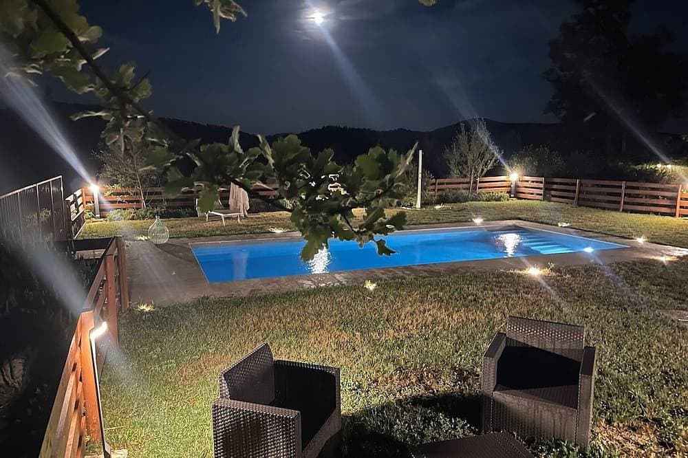 Foto 3 von 30: Typical Tuscan Cottage with swimming pool and park, five minutes from San Galgano