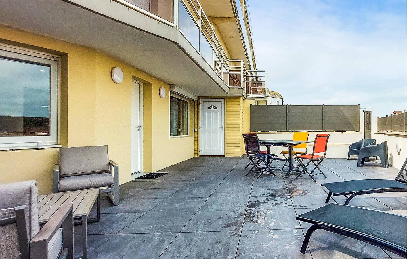 Gemütliches Apartment 2km vom Strand mit WiFi und Parkplatz 1