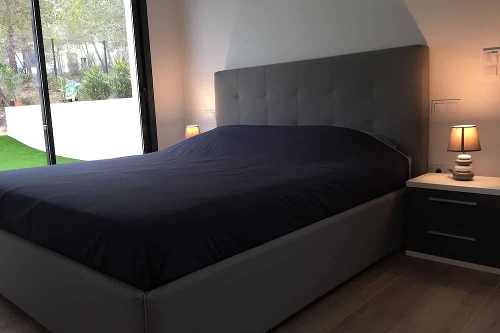 Foto 10 von 29: Luxury Villa On The Las Colinas Golf Course