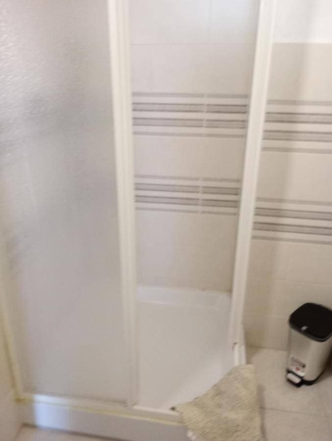 Foto 3 von 11: Double Room with Private Bathroom