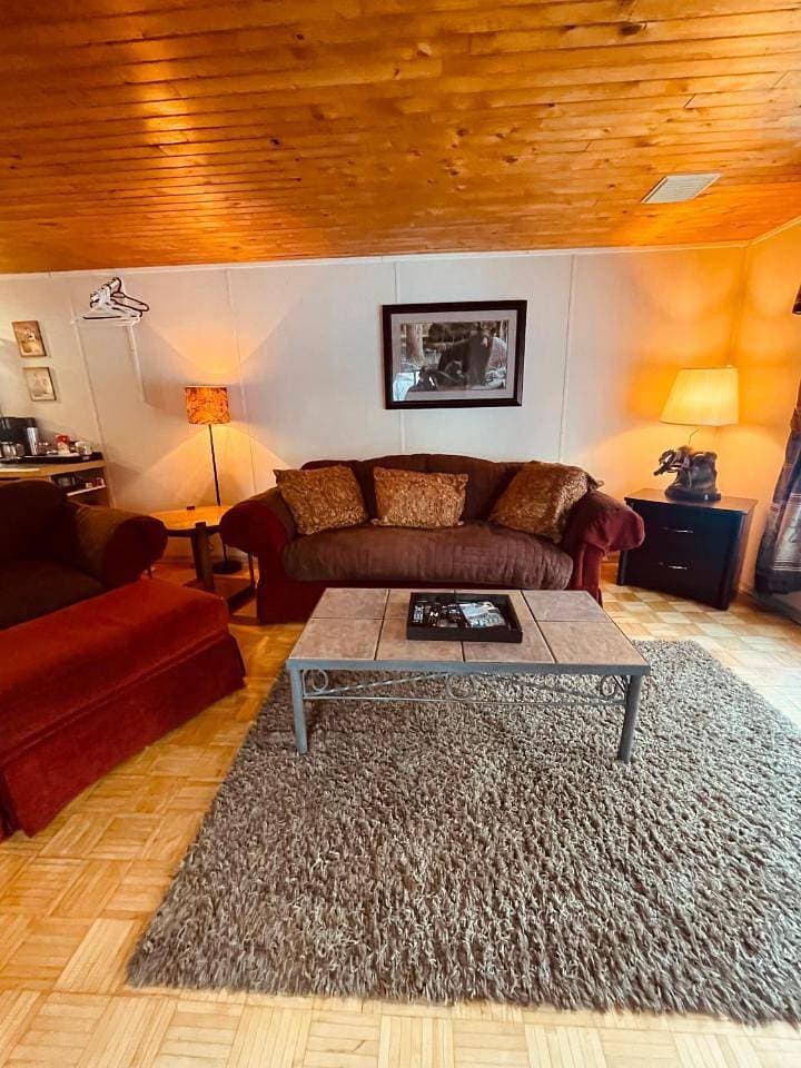 Foto 9 von 16: Family Cottage (1 queen, 3 twin, 1 cot)