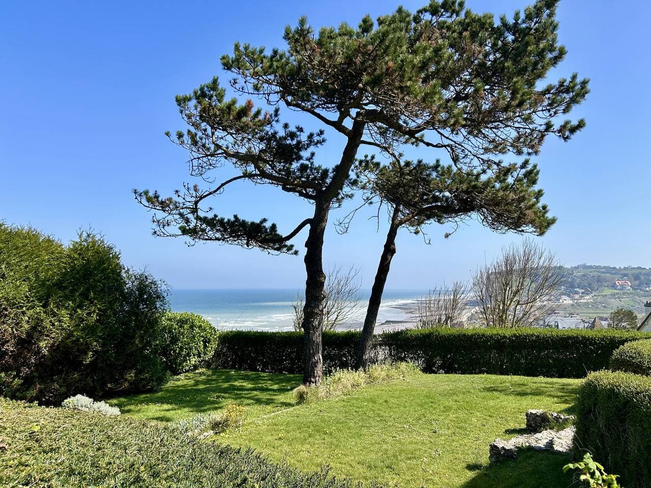 Foto 2 von 34: Nid des falaises