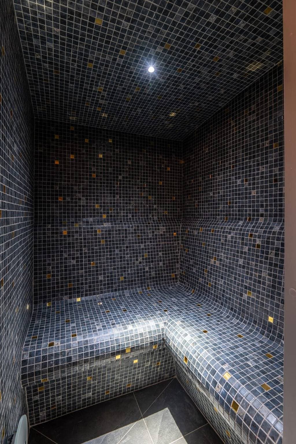 Foto 8 von 23: Chalet für 4 Personen mit Sauna