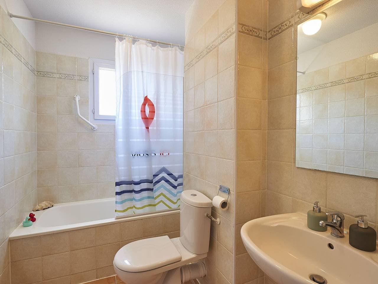 Foto 13 von 33: Villa in der Provence mit Pool und Tennis