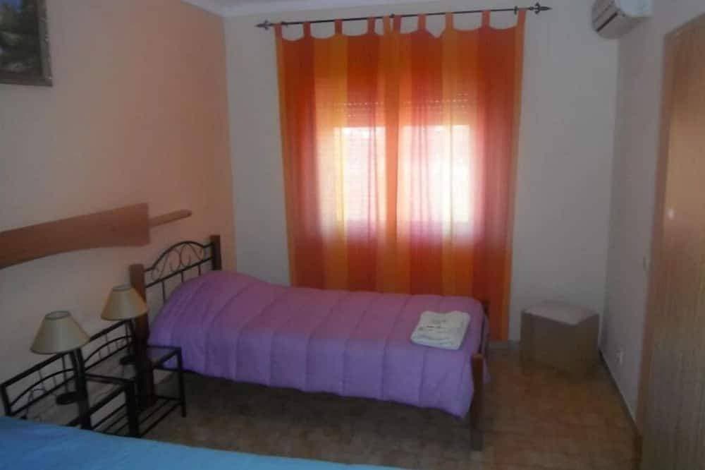Foto 3 von 8: Nefama Blue Pensão