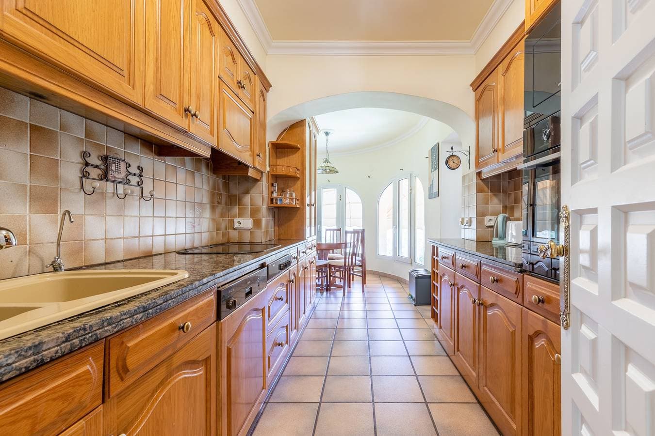 Foto 11 von 34: Villa 'La Favorita': Charme, Meer- und Bergblick, privater Pool