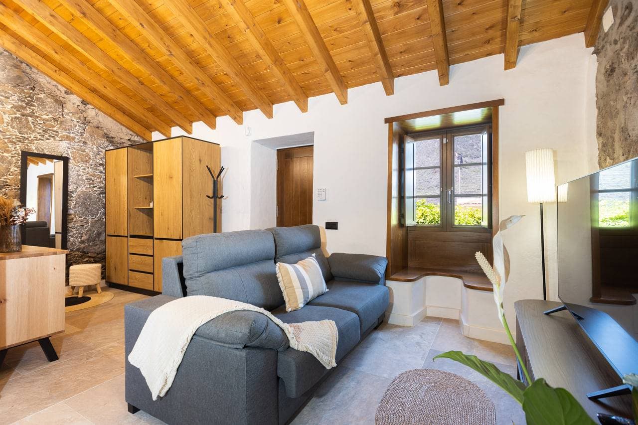 Foto 2 von 33: Ferienwohnung für 4 Personen mit Terrasse
