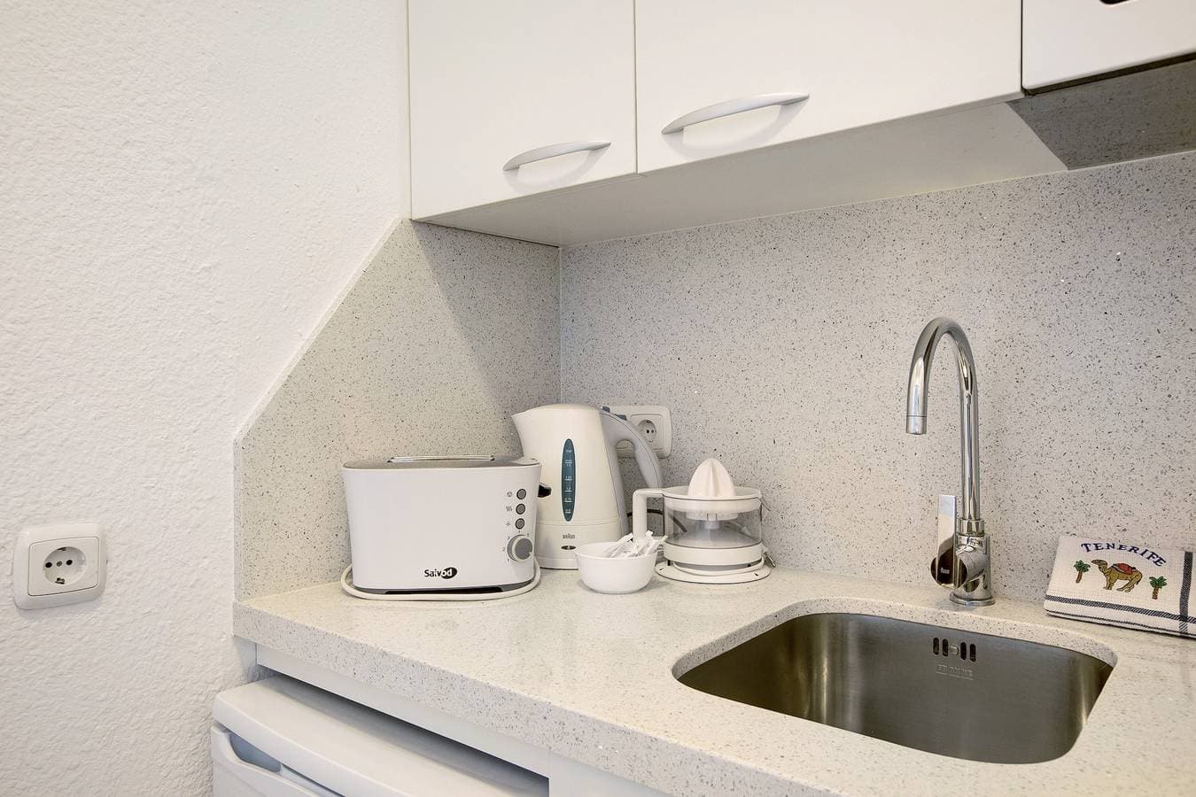 Foto 9 von 20: Ferienwohnung "Club Atlantis 223" mit Meerblick, Gemeinschaftspool und WLAN