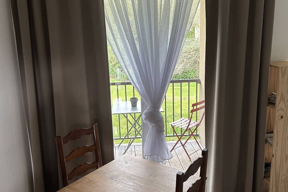 Foto 10 von 14: Normandy apartment with pool and garden