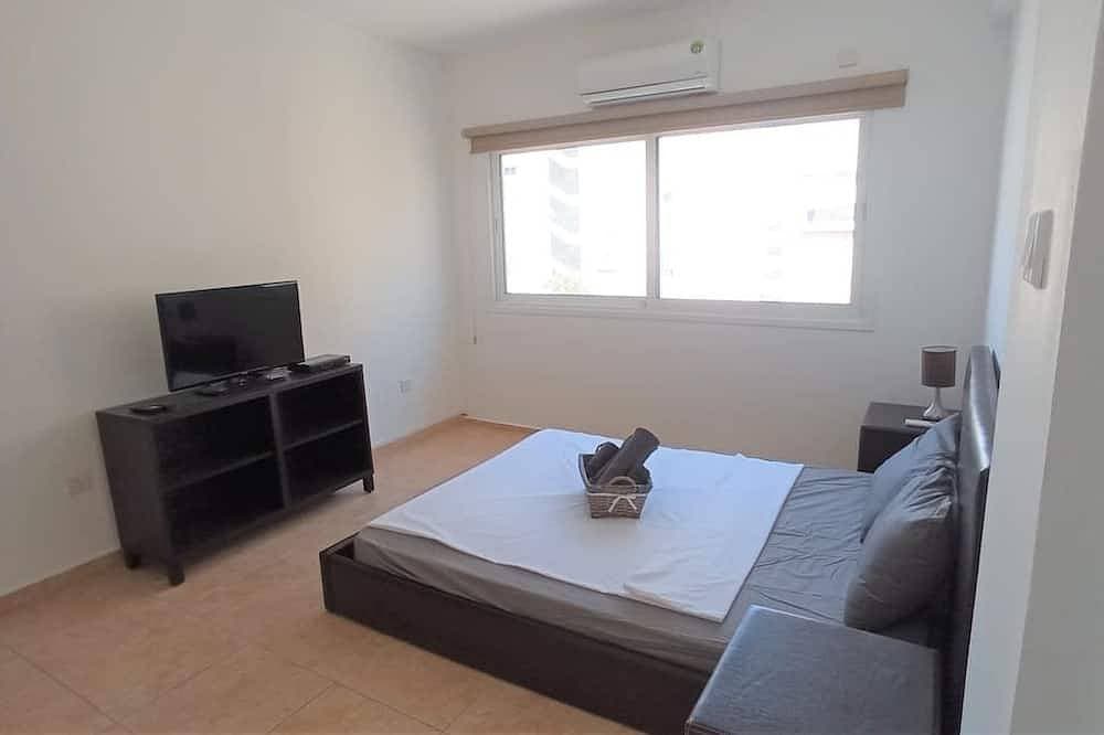 Foto 7 von 18: Umm Haram whole apartment · 5 min walk to the Beach! Netflix & fast Internet