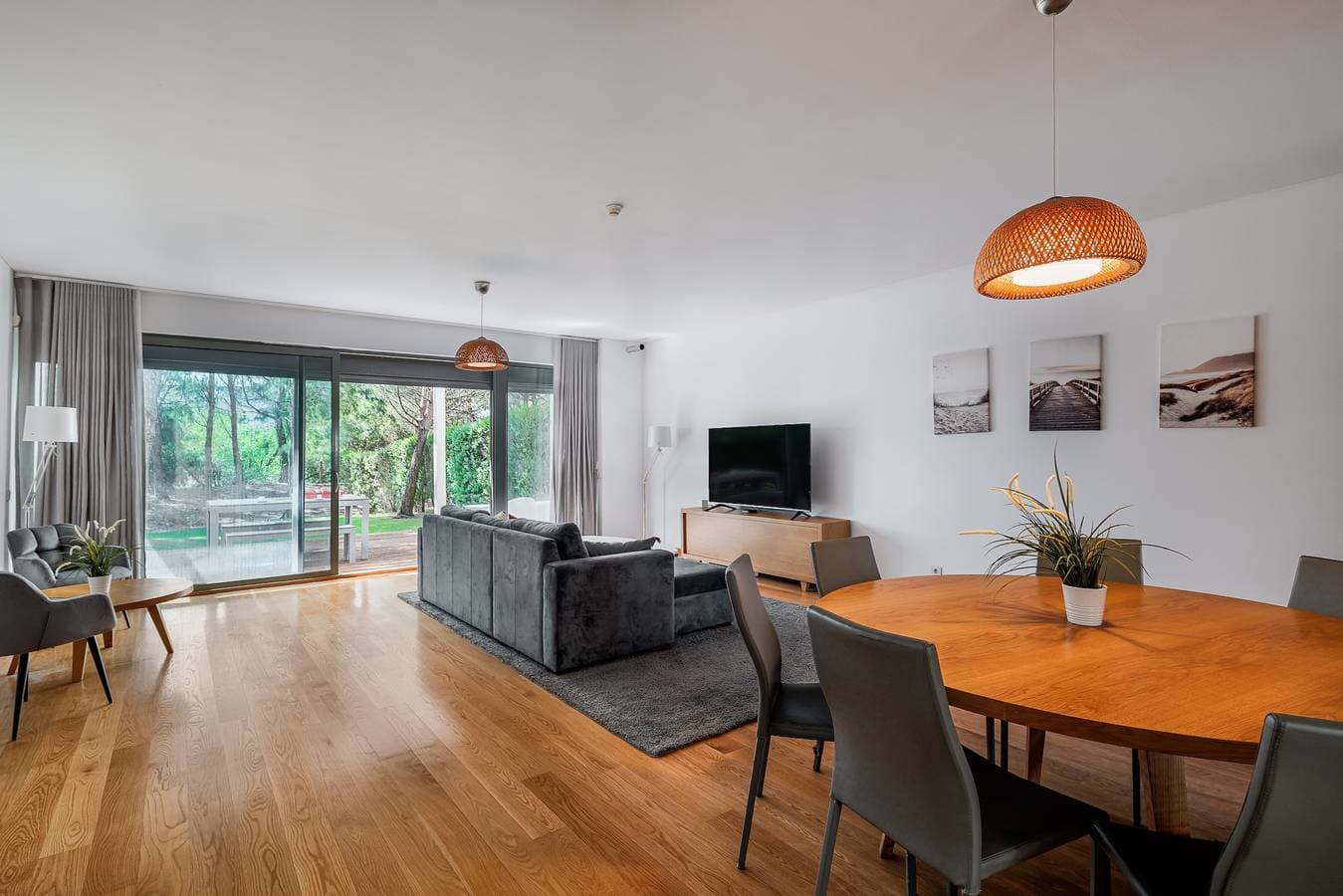 Foto 3 von 26: Ferienhaus 'Casa Tróia' mit privatem Garten, WLAN und Klimaanlage