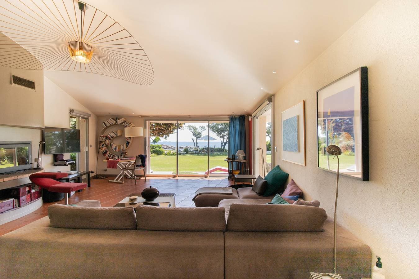 Foto 5 von 44: Villa A Cala d Oro mit Privatstrand, Garten mit Meerblick, WLAN und Klimaanlage