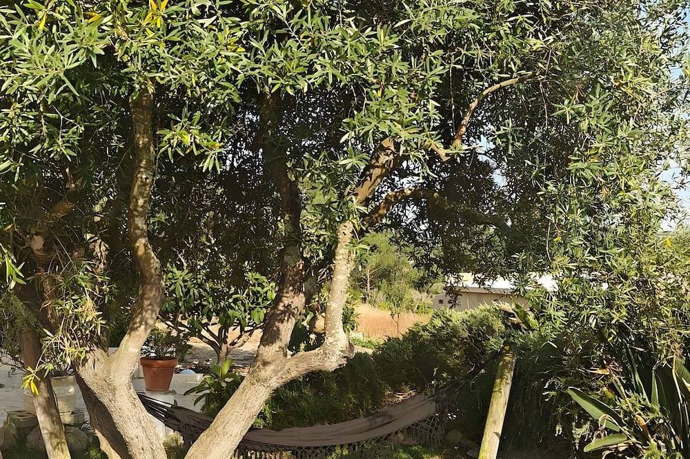 Foto 7 von 11: Ferienwohnung 'Casa Laranjeira' mit Bergblick, WLAN und Klimaanlage