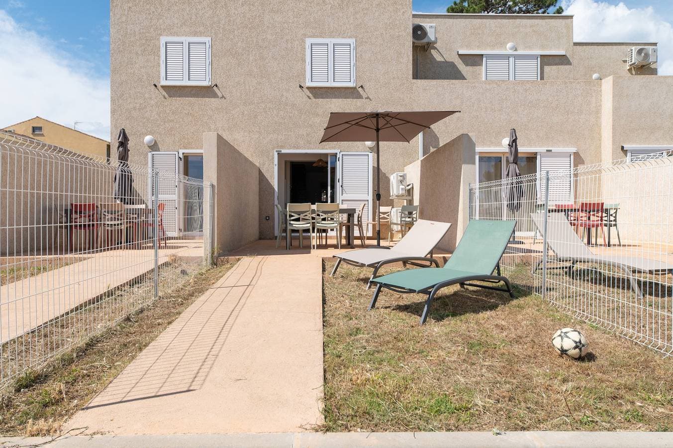 Foto 2 von 25: Apartment 'Residence La Dolce Vita' mit Meerblick, WLAN und Klimaanlage