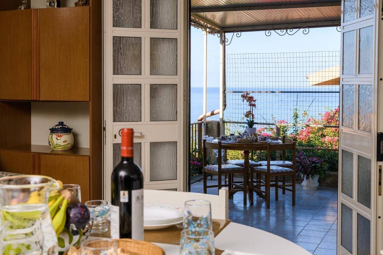 Foto 4 von 35: Apartment with Sea View