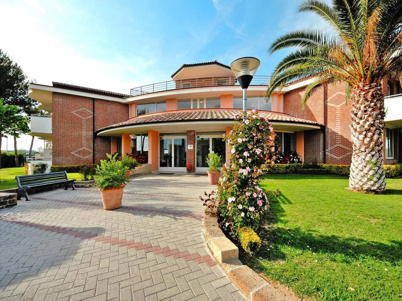 Villa in Cecina Mare nahe Sandstränden 1