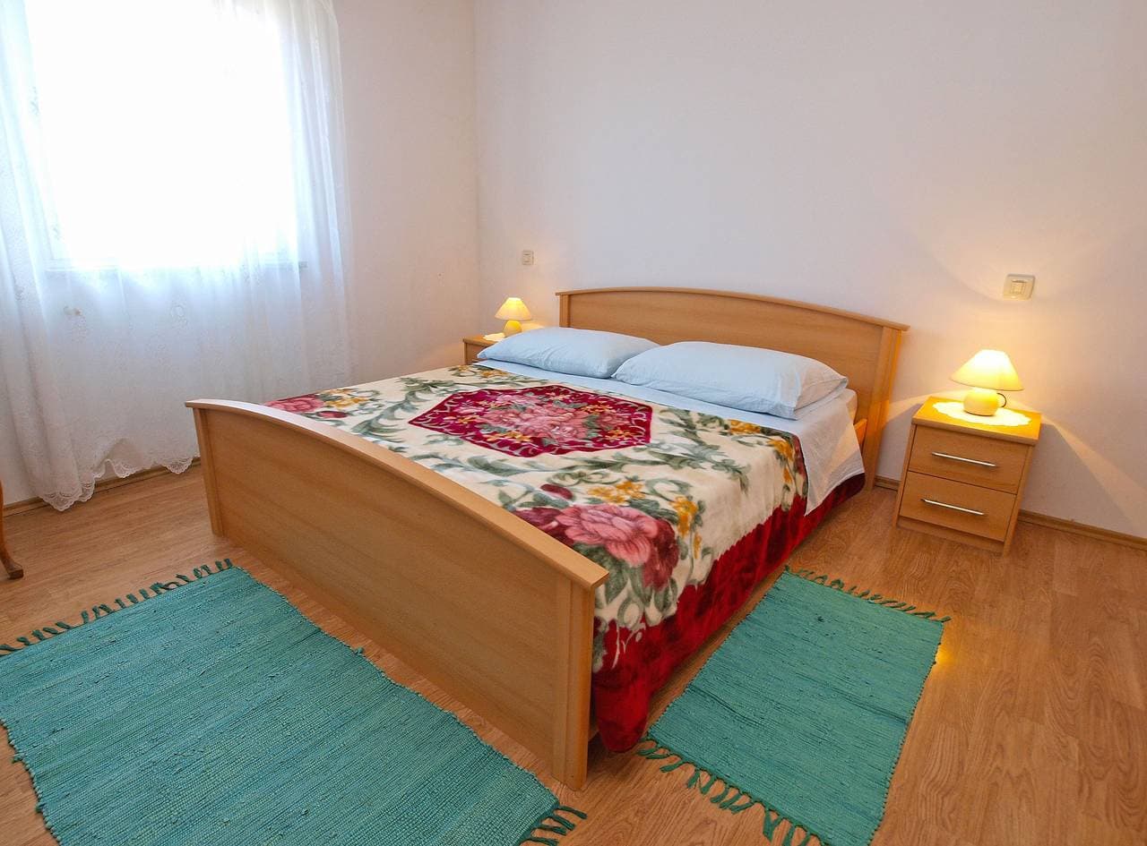 Foto 7 von 27: Ferienwohnung für 4 Personen mit Terrasse