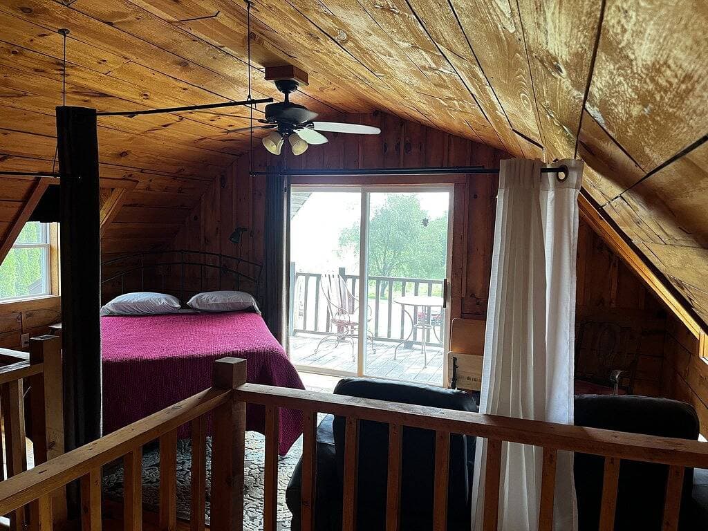 Foto 13 von 23: Heritage Hideaway Abgeschieden Log Cabin
