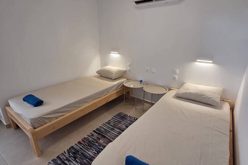 Foto 7 von 30: Arie Waterfront House - A Few Steps to the Sea