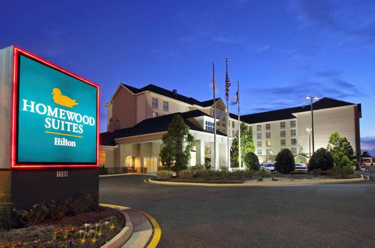Homewood Suites by Hilton Chesapeake - Greenbrier 1