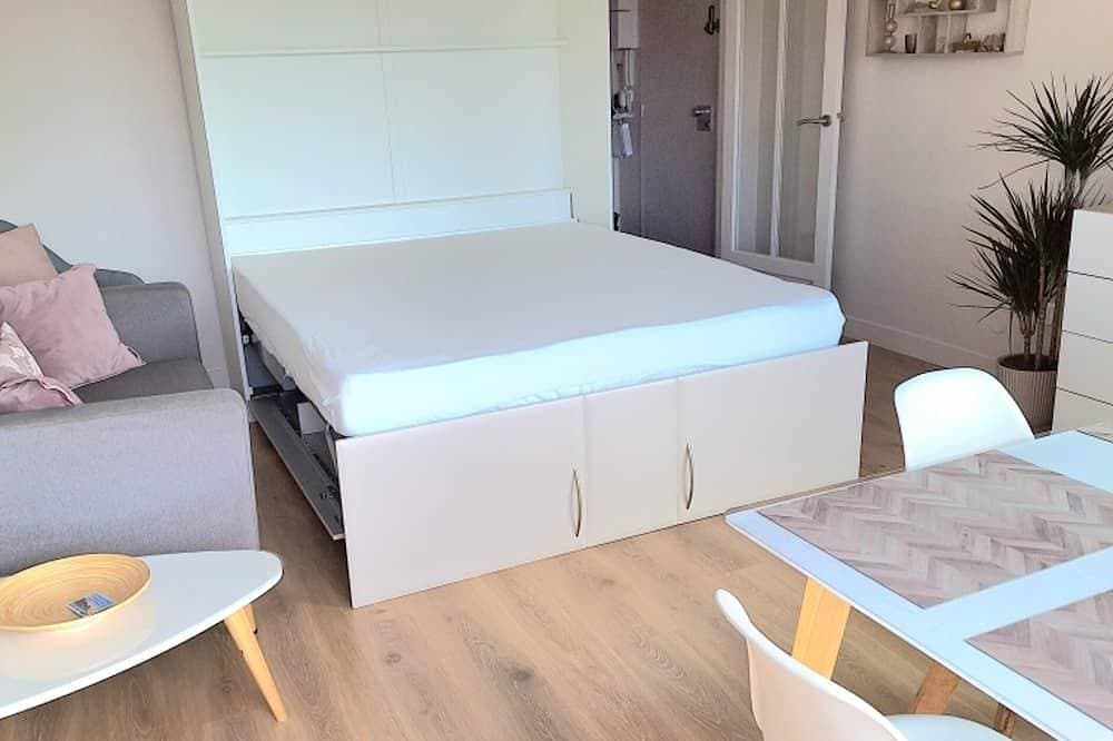 Foto 2 von 30: Arcachon: Ein-Schlafzimmer-Apartment direkt am Strand * Nahe Innenstadt; Internet; Parkplatz; Klimaanlage; 2 Fahrräder